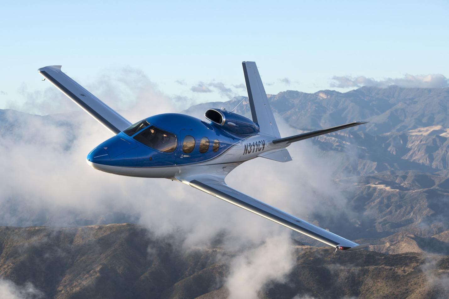 Cirrus Aircraft's Cirrus IQ: The Future of Flight Training - How Does It Revolutionize the Learning Experience?