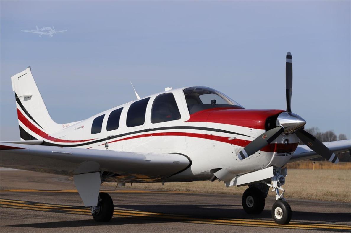 What are the key features and specifications of the Beechcraft Baron 58?