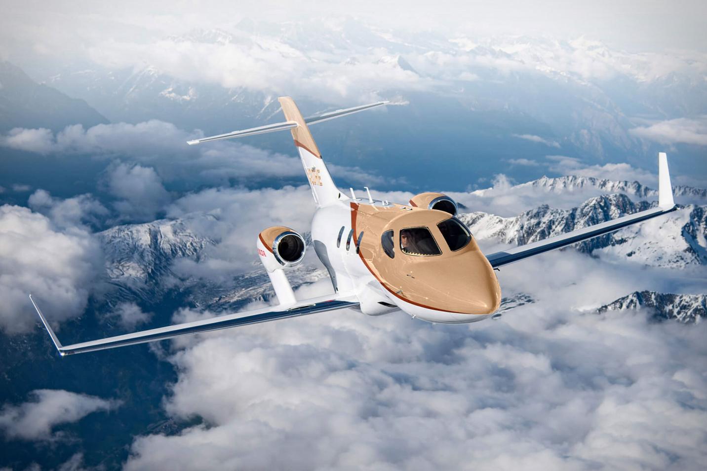 Analyzing the HondaJet's Performance in Different Weather Conditions: Adaptability and Versatility